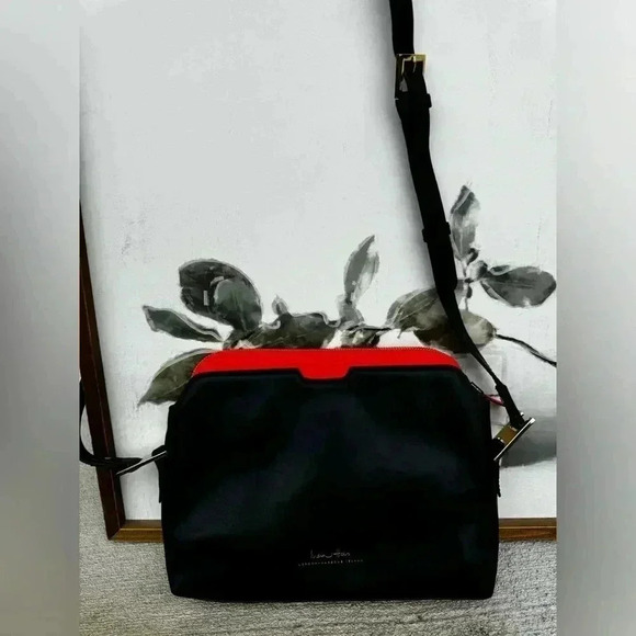 India Hicks Black Bag with Orange  Insert - Picture 3 of 16